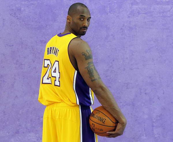 队报盛赞托万：现在他不仅是技术领袖，还是更衣室领袖（队报：托万已成球队技术与更衣室双料领袖）