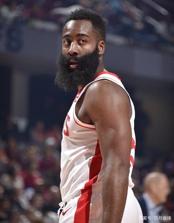 意甲半场：拉比奥世界波，托莫里送点，都灵2-1米兰（半场战报：拉比奥轰世界波，托莫里送点，都灵暂2-1领先米兰）