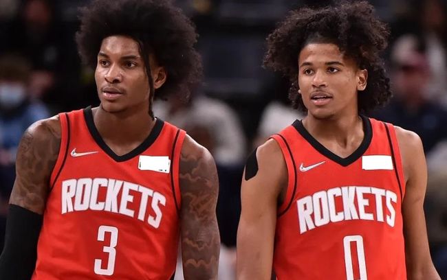 塔图姆单场50分创个人新高（塔图姆轰下50分刷新职业生涯新高）