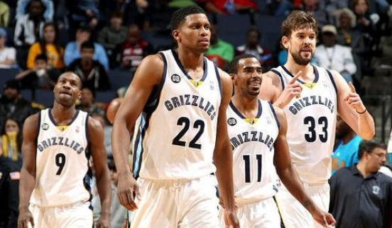 中超比赛精彩回放：上海海港绝杀瞬间,（中超高光回放：上海海港压哨绝杀瞬间）