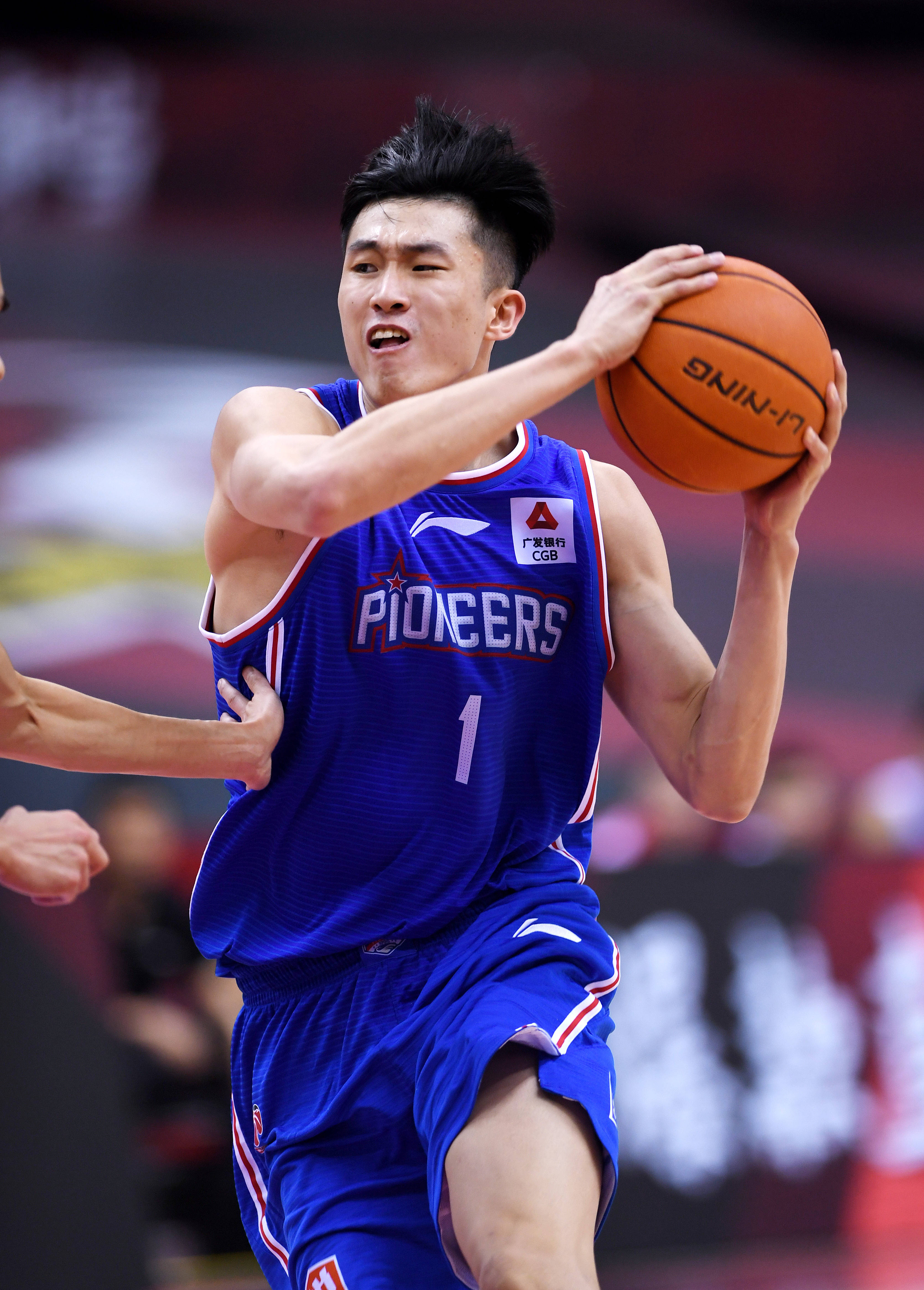 马特乌斯：我坚信除非遇到伤病，否则诺伊尔会在拜仁再踢一年（马特乌斯：若不遭伤病，诺伊尔将在拜仁再效力一年）