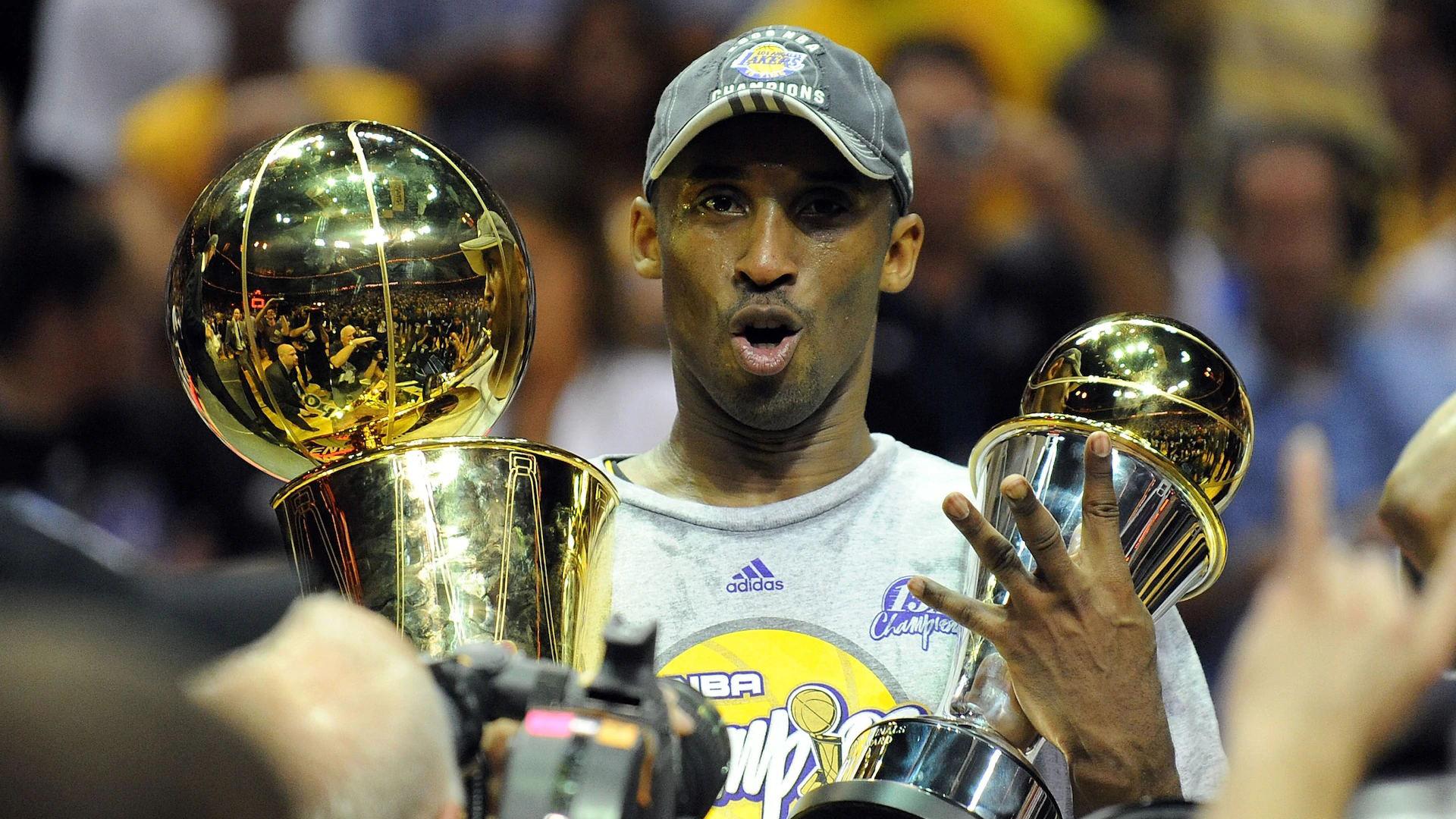 克罗地亚大名单：魔笛、格瓦领衔，科娃入选后又因伤退出（克罗地亚公布名单：莫德里奇、格瓦迪奥尔领衔，科瓦契奇入选后因伤退队）